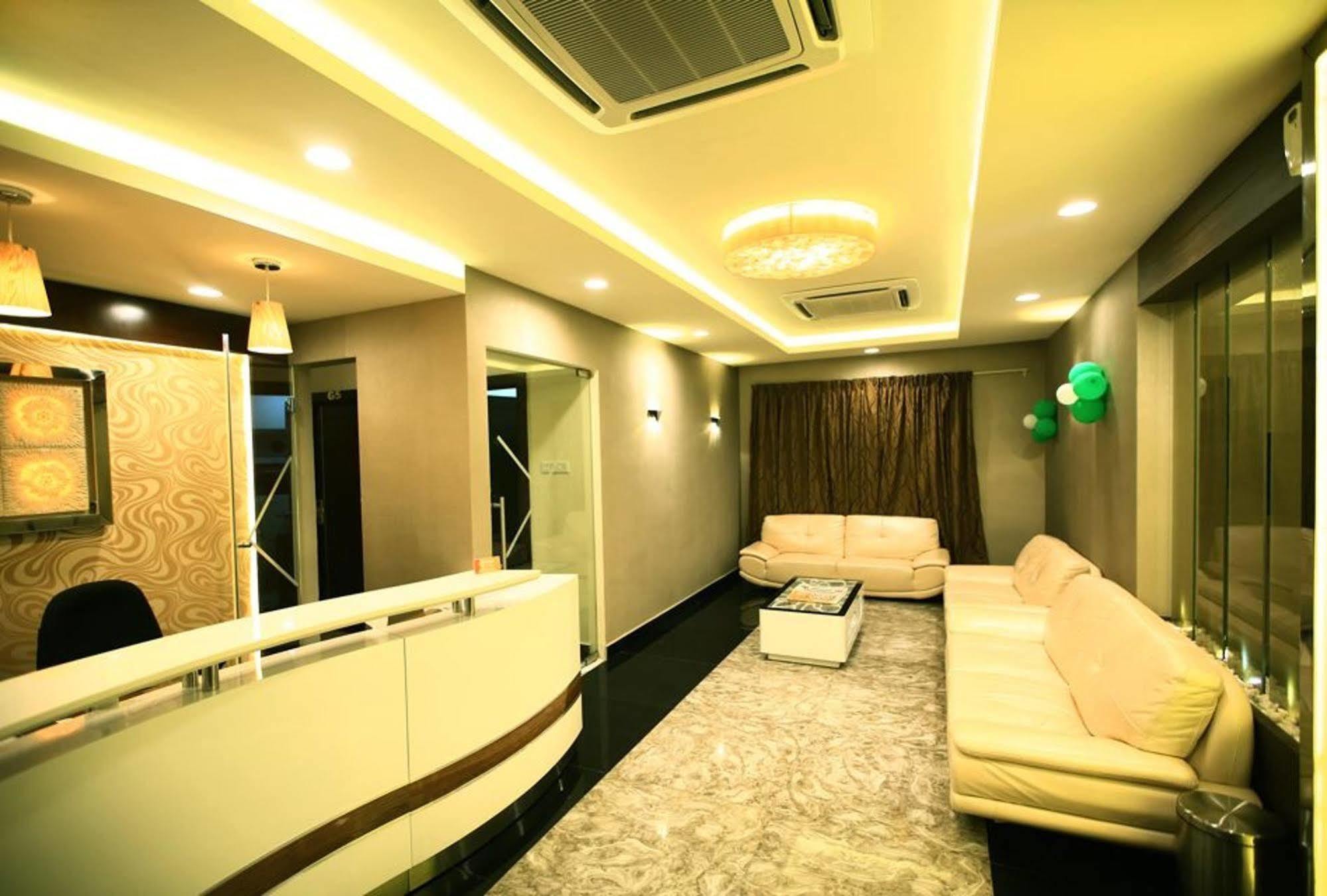 Fabhotel Alreef Residency Ченай Екстериор снимка