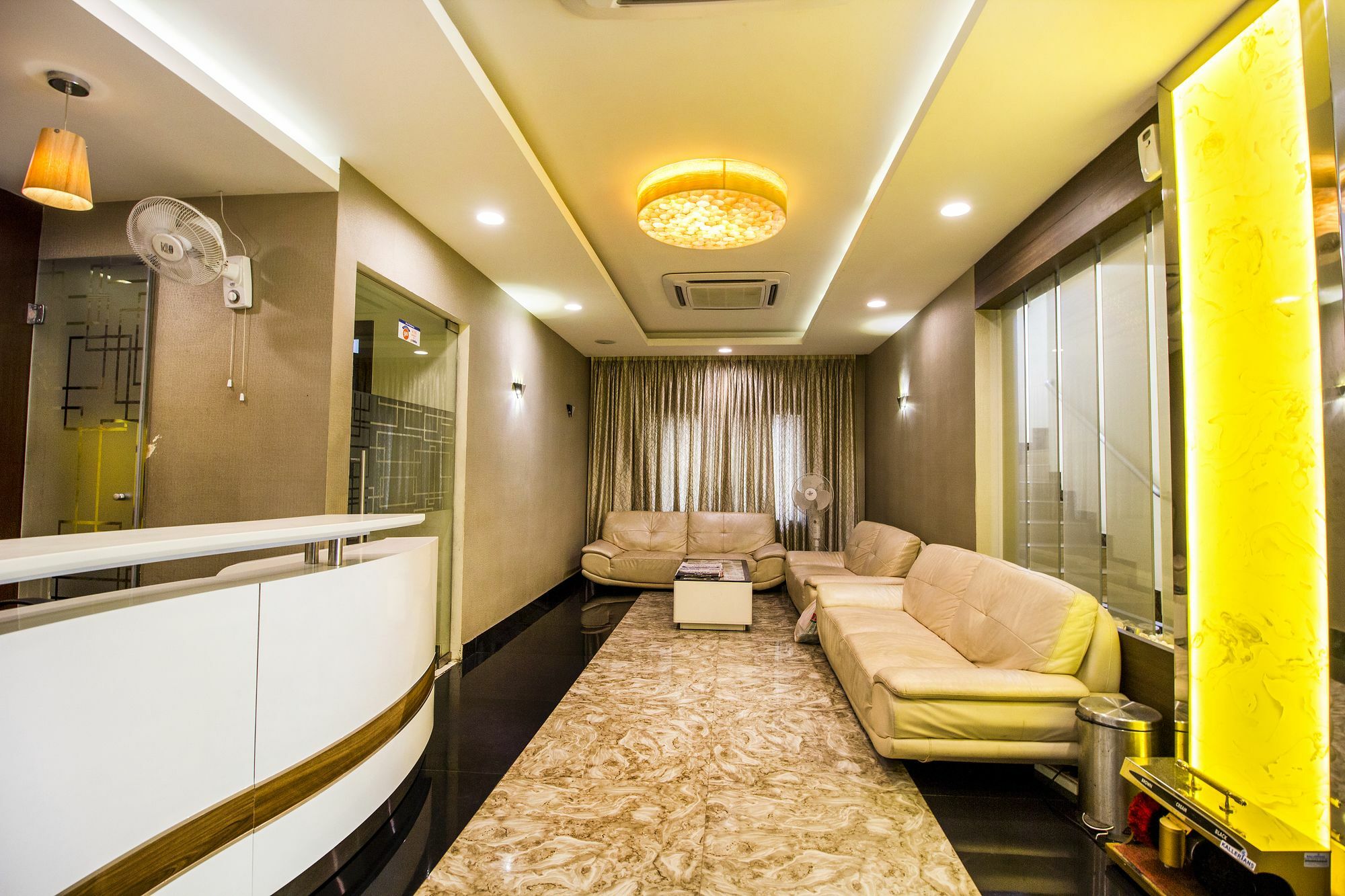 Fabhotel Alreef Residency Ченай Екстериор снимка